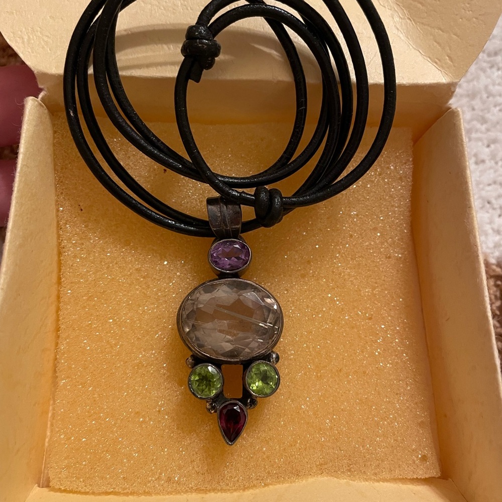 Elegant Multi-Stone Pendant Necklace